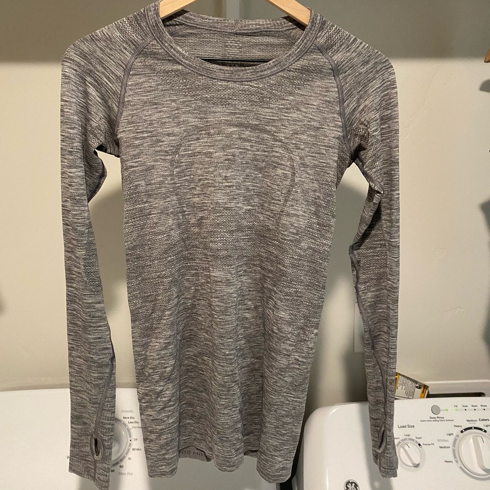 Lululemon swiftly tech long sleeve